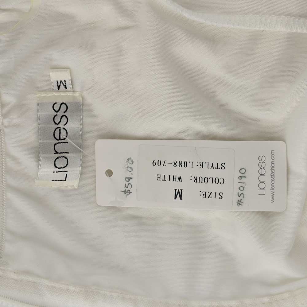 Lioness Dress Size Medium White Lined Cap Sleeves Zip-up Back Lace Fringe BNWT - Picture 6 of 8